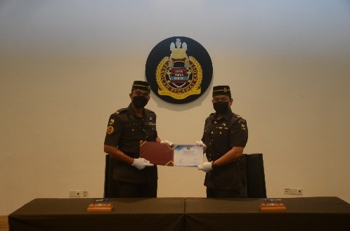 HANDING OVER CEREMONY FOR SCHOOL SERGEANT MAJOR OF OFFICER CADET SCHOOL DEFENCE ACADEMY ROYAL BRUNEI ARMED FORCES