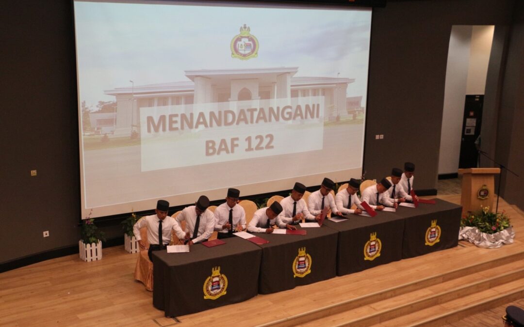 OFFICER CADET SCHOOL HOLDS SIGNING BAF 122 FOR INTAKE 23