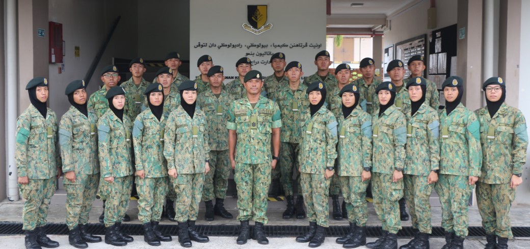 LAND FORCE OFFICER CADET OF INTAKE 23 VISITS CHEMICAL, BIOLOGICAL, RADIOLOGICAL, AND EXPLOSIVES (CBRE)