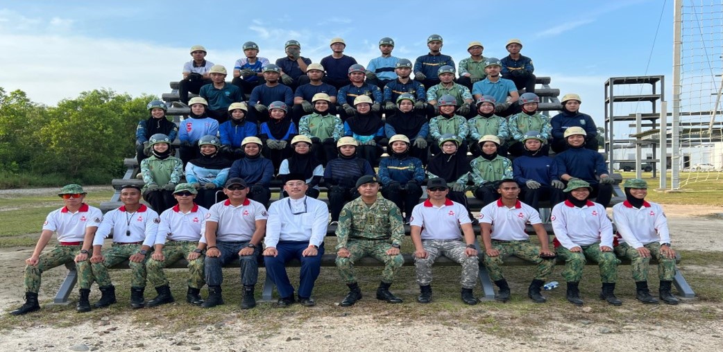 MILITARY CADET FROM UNIVERSITI BRUNEI DARUSSALAM VISIT TO OCS DA RBAF
