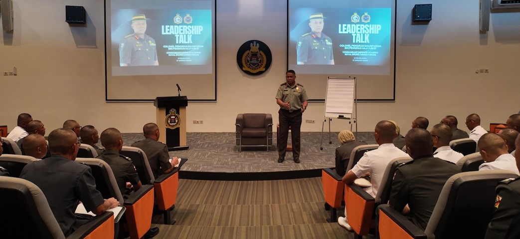 COMMANDANT DA RBAF LEADERSHIP TALK WITH OFFICER CADETS OF INTAKE 23