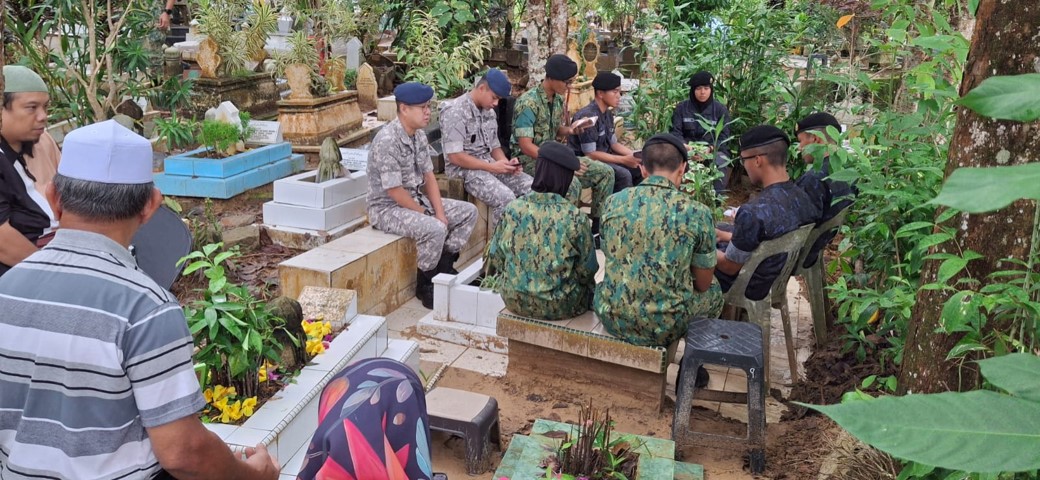 OCS DA RBAF CONDUCTS CEMETERY VISIT AND CLEANING CAMPAIGN IN CONJUNCTION OF RAMADAN 1446H
